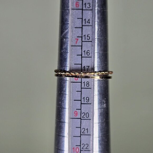 Golden Twisted & Smooth Stacking Rings Set Size 8 (NWOT)‎ - Picture 5 of 5